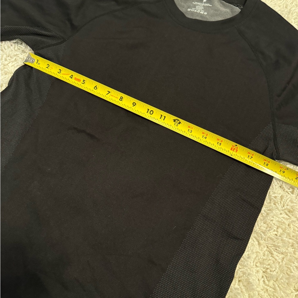 Fabletics Workout Shirt - Picture 7 of 7
